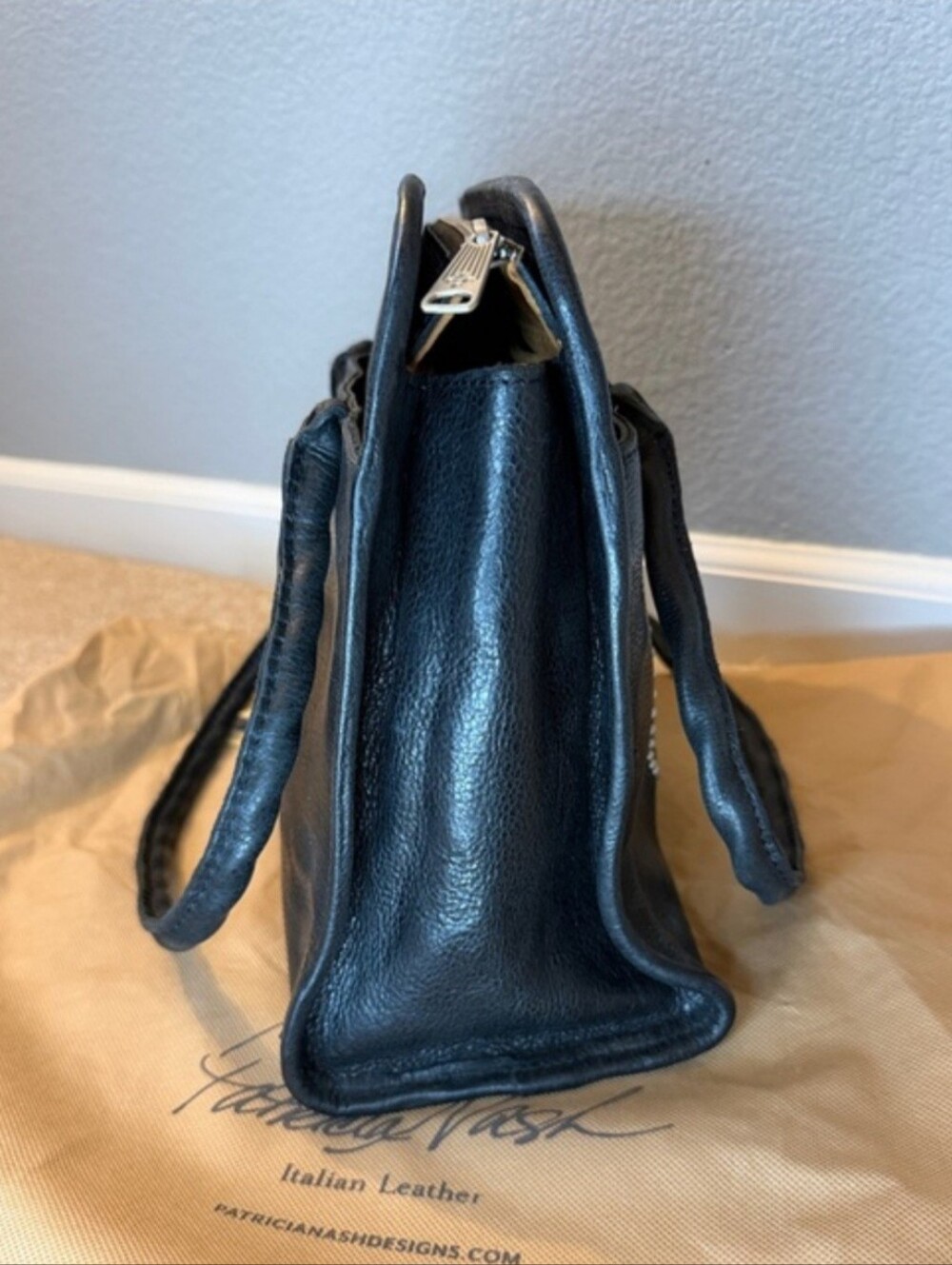 PATRICIA NASH Paris Tooled Italian Leather Tassel Satchel Bag in Black, NWT - Picture 5 of 9